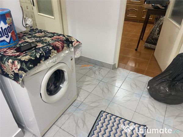 Apartament 3 camere , zona cartier Sud , decomandat, 54 mp