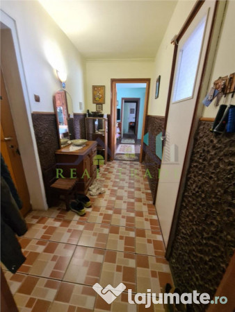 Apartament 3 camere zona Centrul- Civic