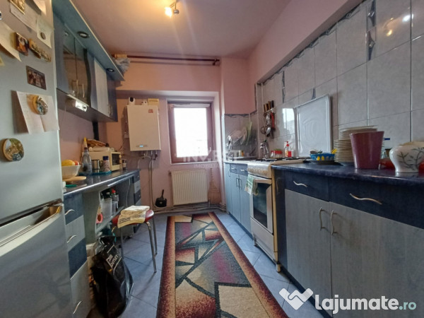 De vanzare, 2 camere, decomandat, zona Gara-Fostul Billa, Ia