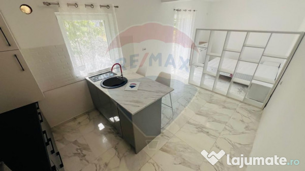 Garsoniera cu curte în bloc nou - Pet Friendly 