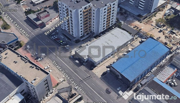 INVESTITIE. Teren cu cladire tip hala/spatiu comercial 97... 