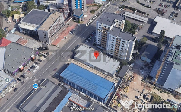 INVESTITIE. Teren cu cladire tip hala/spatiu comercial 97... 