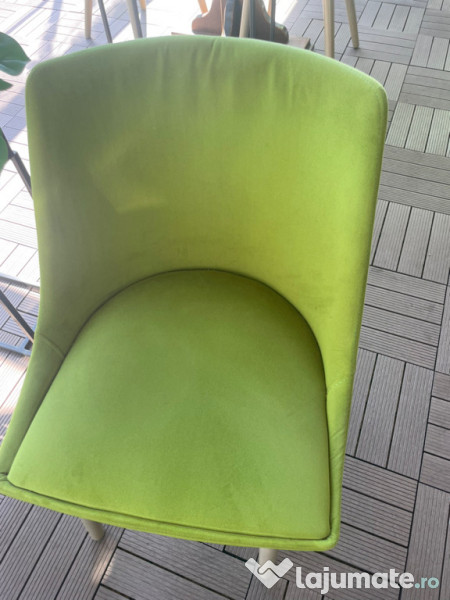 Scaun verde fistic 