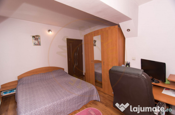 Apartament 3 camere renovat, mobilat, gata de mutat! 