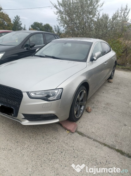 Dezmembrez Audi A5 Sportback 2.0 TDI CNHA 190 cai Quattro