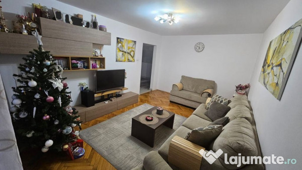 Apartament 4 camere zona Dacia