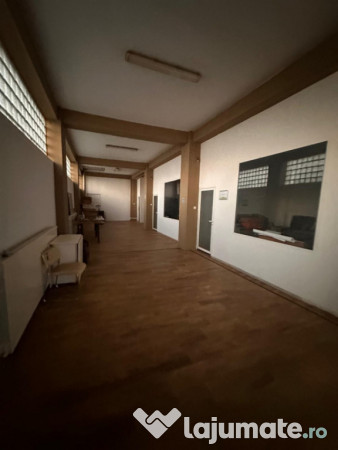 Cladire spatiu comercial / birouri , in zona Anda, Constanta 