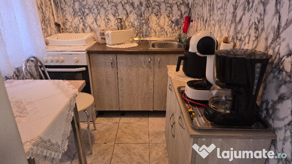 Vand garsoniera in Deva, Eminescu (Micro 15), parter inalt, mobilata