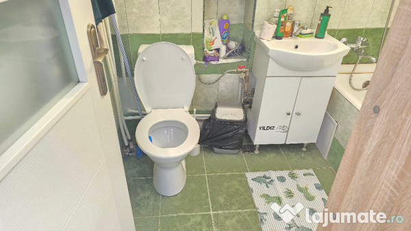 Vand garsoniera in Deva, Eminescu (Micro 15), parter inalt, mobilata