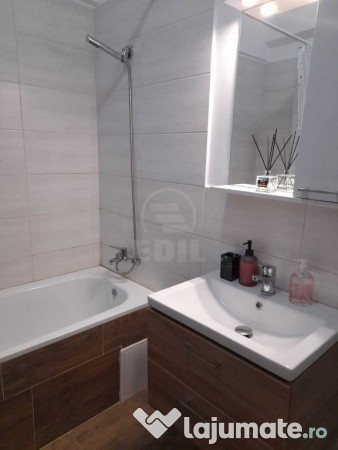 Apartament decomandat, lift și parcare, acces rapid spre Cluj