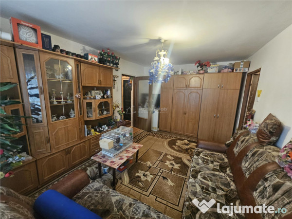 Resita, 2 Cam. Cf. 1, Mobilat Utilat, Bulevard, Micro 2