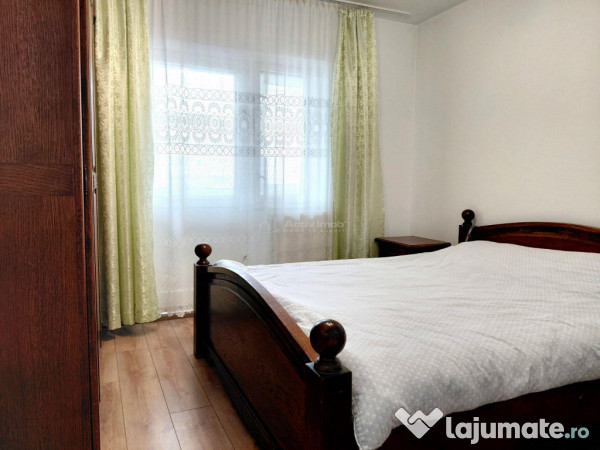 Apartament 3 Camere Etaj 1 decomandat renovat mobilat utilat