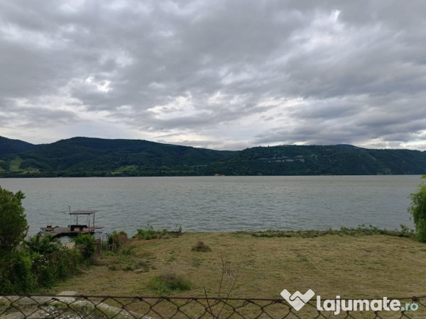 Teren clisura Dunării 1480mp 