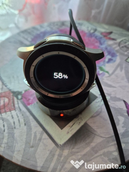 Galaxy Watch Samsung 46mm, Silver, bratara metalica deosebita 