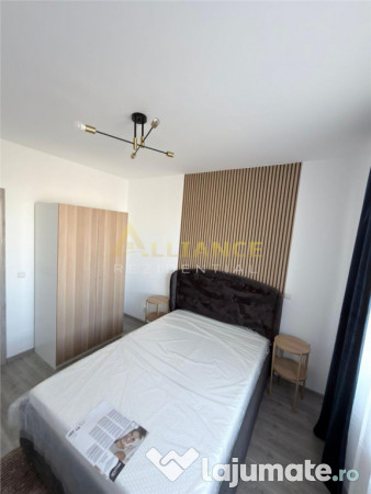 Apartament 3 camere Solar, piscina, acces metrou Dimitrie Le 