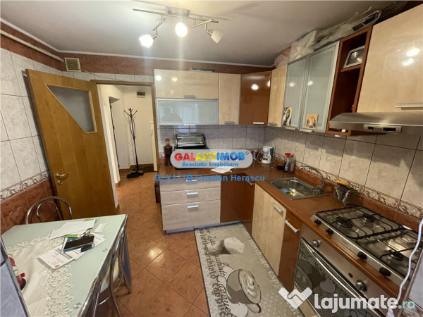 Chitila Kaufland 3 camere 2 bai 75 mpu centrala parcare 