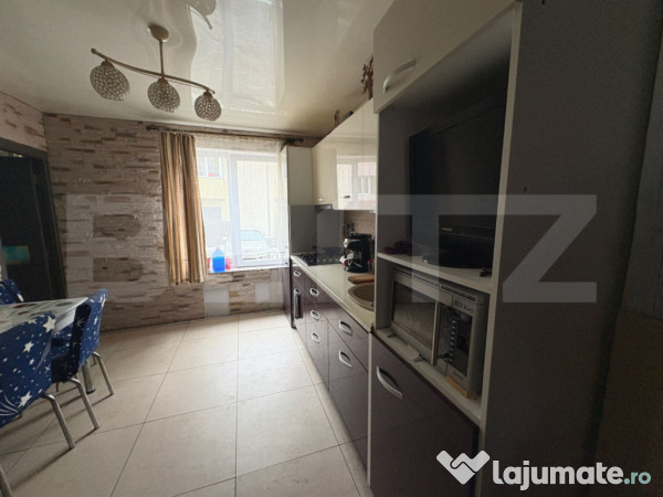 Apartament cu 2 camere si parcare, zona Tineretului. 