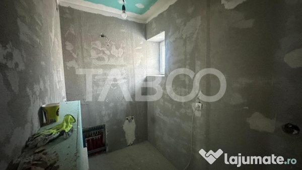 Casa de tip duplex 4 camere 140 mpu 2 bai zona Veterani in S 