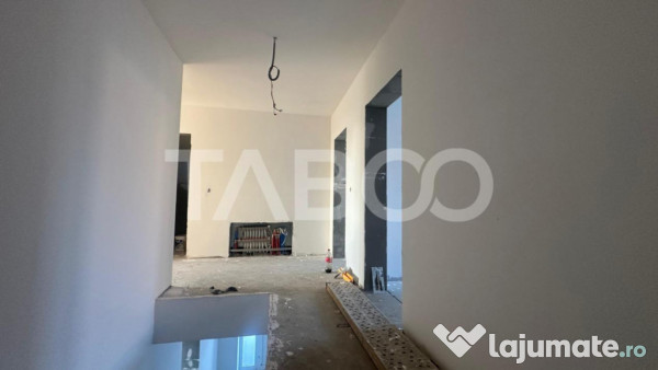 Casa de tip duplex 4 camere 140 mpu 2 bai zona Veterani in S 