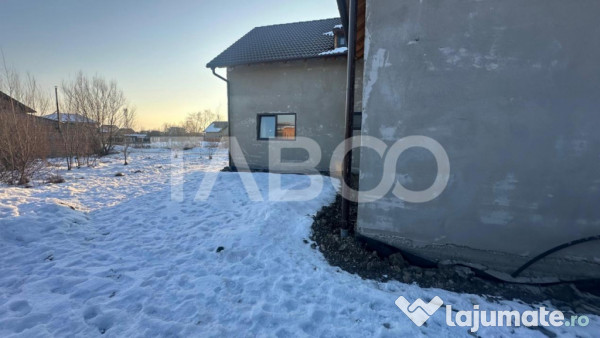 Casa de tip duplex 4 camere 140 mpu 2 bai zona Veterani in S 