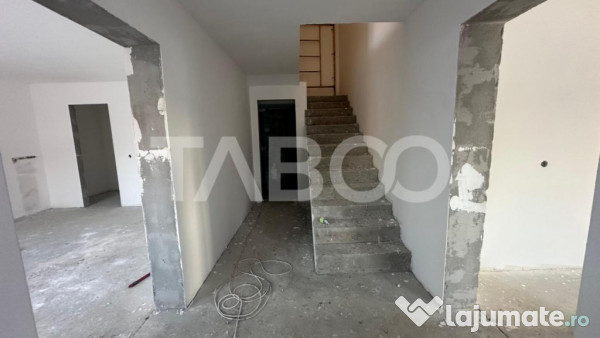 Casa de tip duplex 4 camere 140 mpu 2 bai zona Veterani in S 