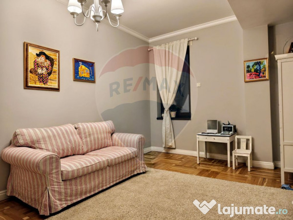 Casă / Vilă cu 4 camere de închiriat în zona Aviatiei 