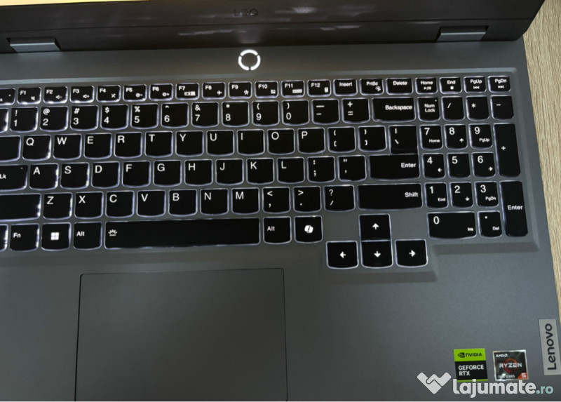 Laptop gaming Lenovo LOQ 