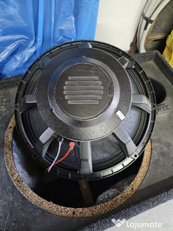 2 Boxe bas Dynacord F8, originale 