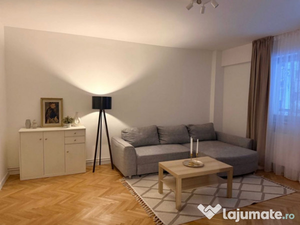 Apartament 3 camere zona Platinia 