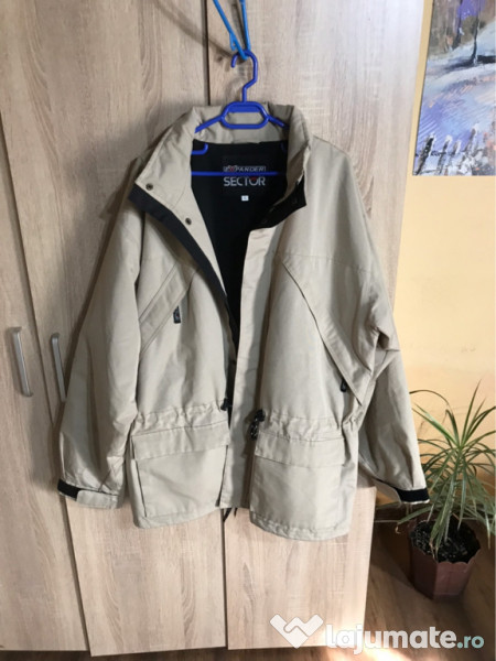 Jachetă Albă Calitate Superioară 