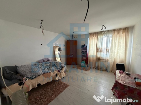 Casa situata in Catargiu Baraganului P+1+M suprafata 170m... 