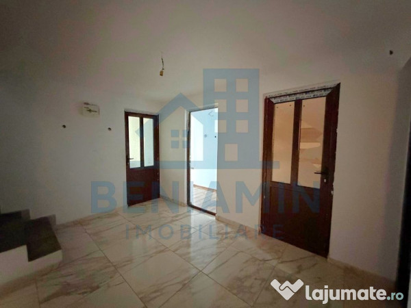 Casa situata in Catargiu Baraganului P+1+M suprafata 170m... 
