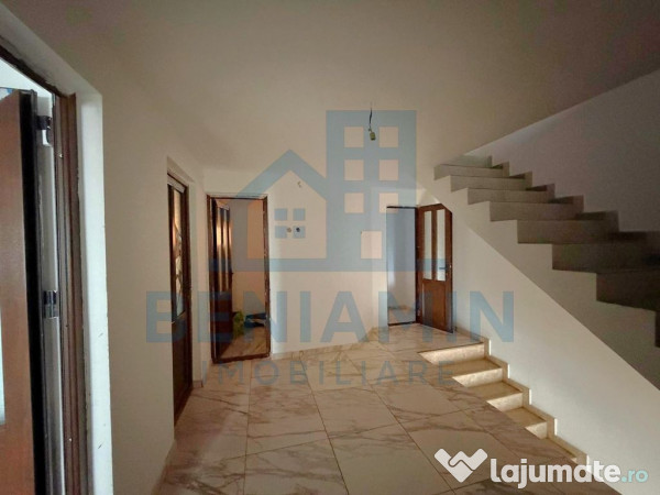 Casa situata in Catargiu Baraganului P+1+M suprafata 170m... 