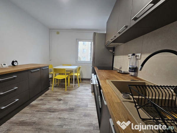 Apartament 4 camere etaj 1 semimobilat Calea Zarandului , vis-a-vis de 