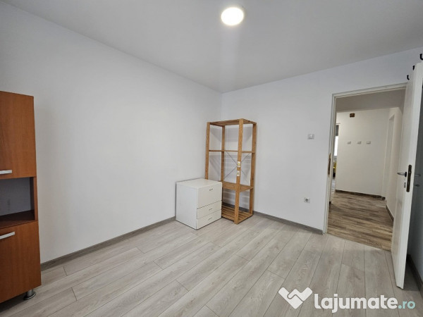 Apartament 4 camere etaj 1 semimobilat Calea Zarandului , vis-a-vis de 