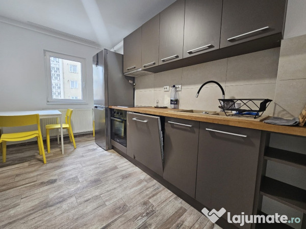 Apartament 4 camere etaj 1 semimobilat Calea Zarandului , vis-a-vis de 