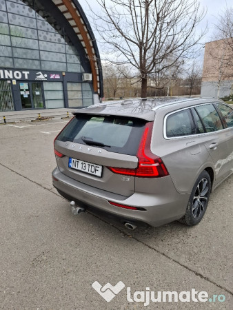Volvo V60 an 2019