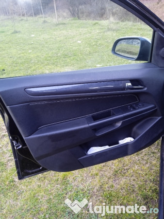 Opel Astra H autoturism