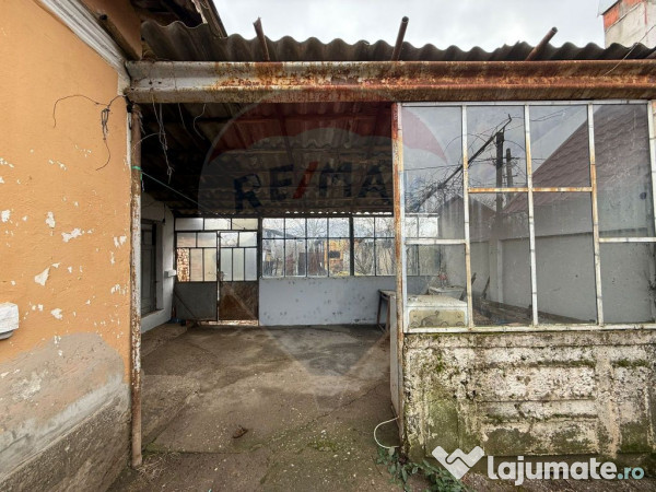 Casă / Vilă cu 3 camere de vânzare 