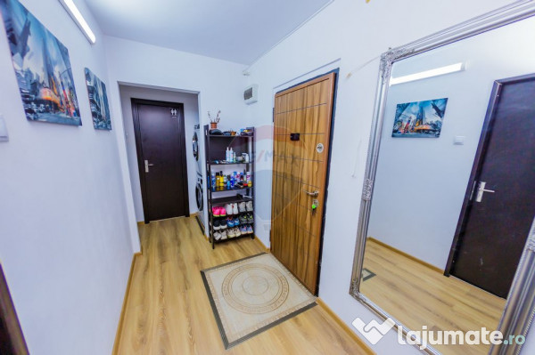 Apartament cu 2 camere de vânzare în zona Republicii 