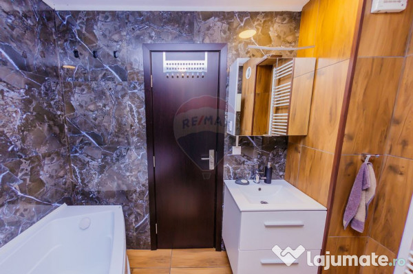 Apartament cu 2 camere de vânzare în zona Republicii 