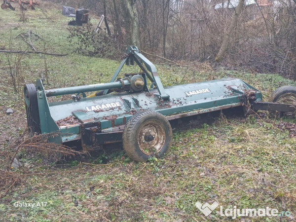 Tractor zetor,tocătoare plug,freză 