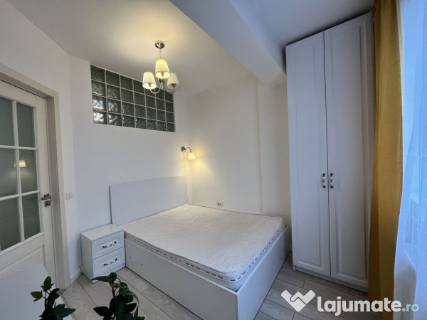 Studio bine compartimentat, parcare, complet mobilat, ren...