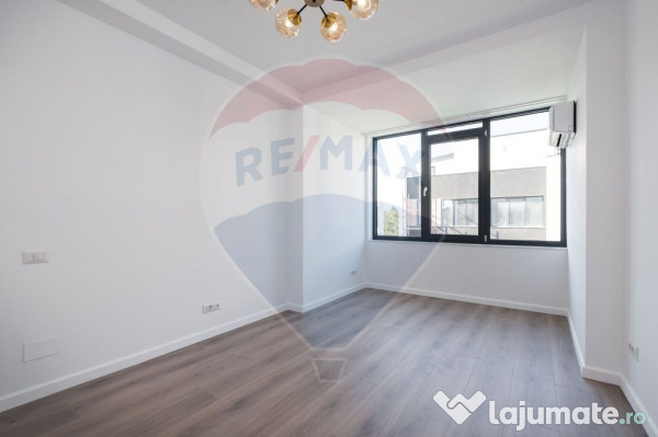 Casă / Vilă cu 5 camere în zona Central 