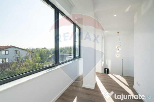 Casă / Vilă cu 5 camere în zona Central 