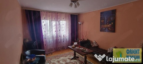 Casa de Cultura, decomandat, 3 camere, etaj 2, gaze, apartament 
