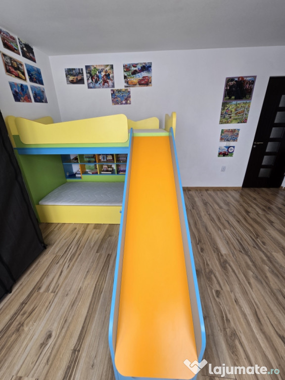 Pat suprapus cu topogan 