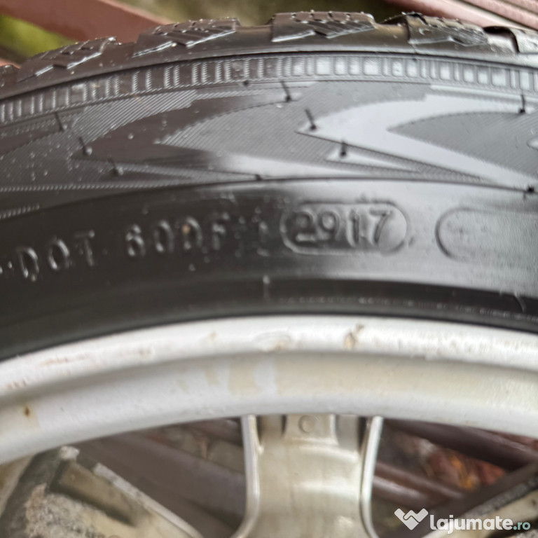 Jante 17 E Klasse w211si W212 cu anvelope iarna Nokian 