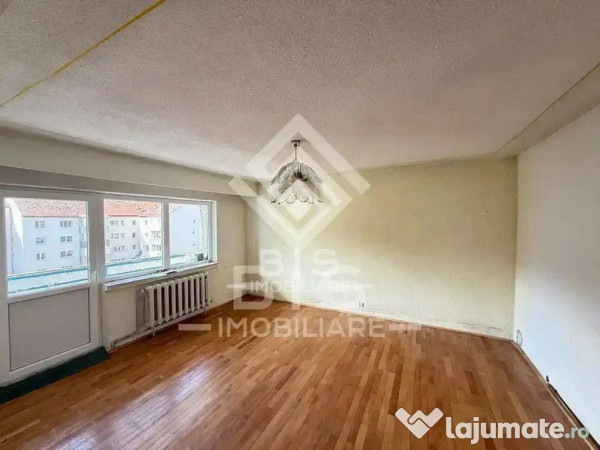 Apartament 3 camere str. Constantin Roman Vivu 