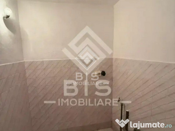 Apartament 3 camere str. Constantin Roman Vivu 